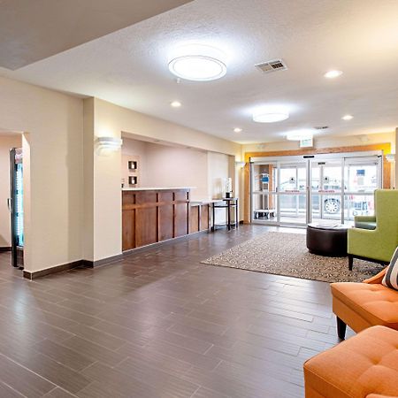 Comfort Inn & Suites And Suites Fredericksburg Eksteriør billede