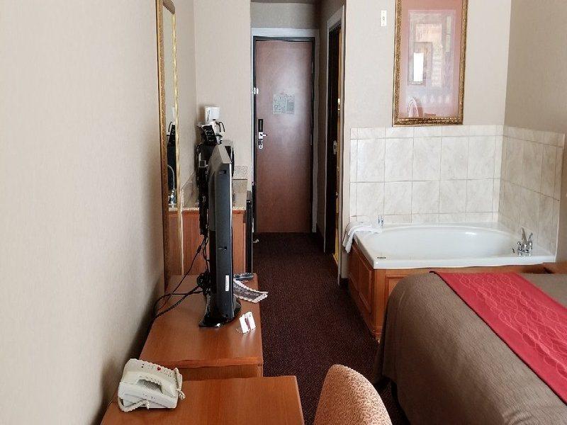 Comfort Inn & Suites And Suites Fredericksburg Eksteriør billede