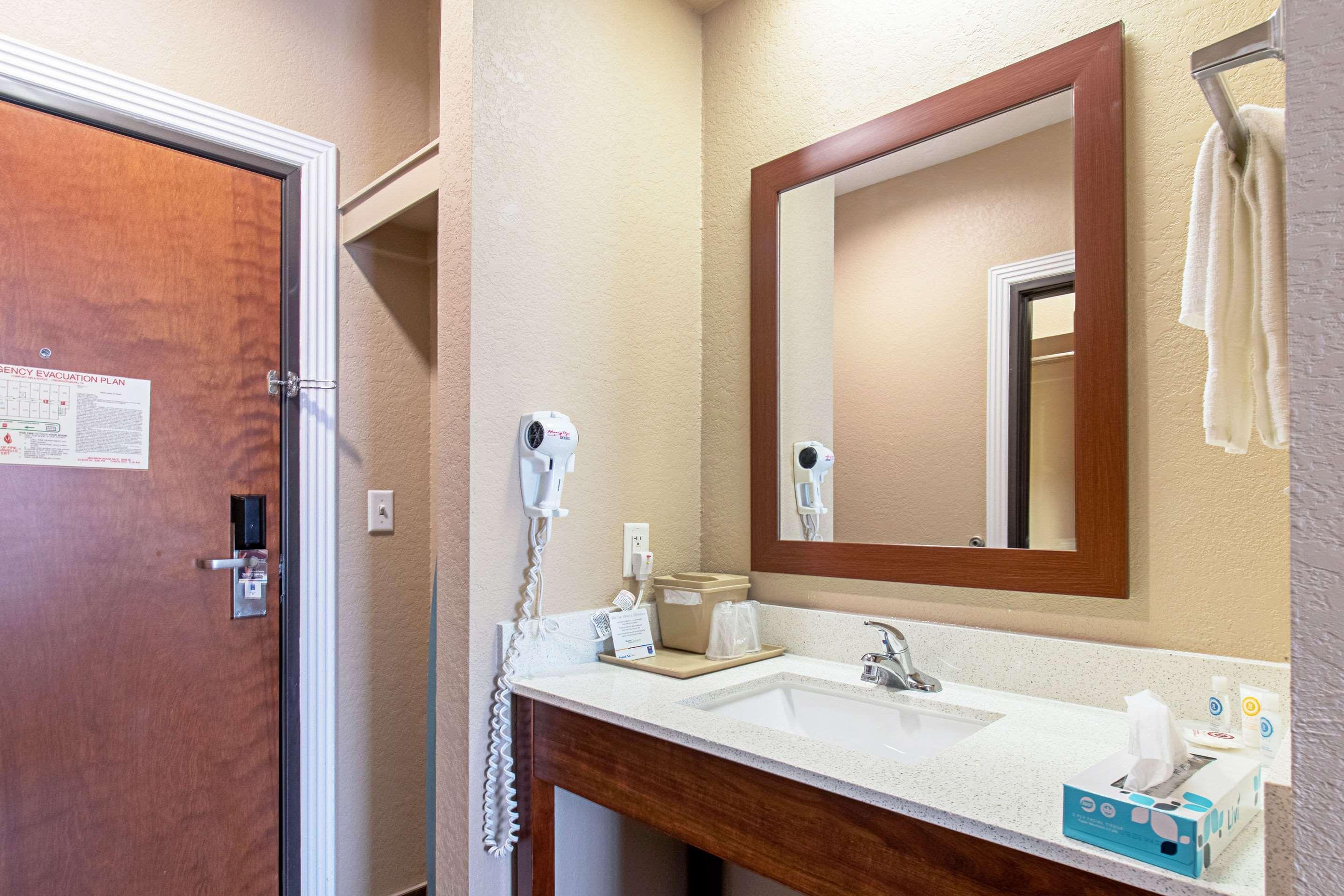 Comfort Inn & Suites And Suites Fredericksburg Eksteriør billede