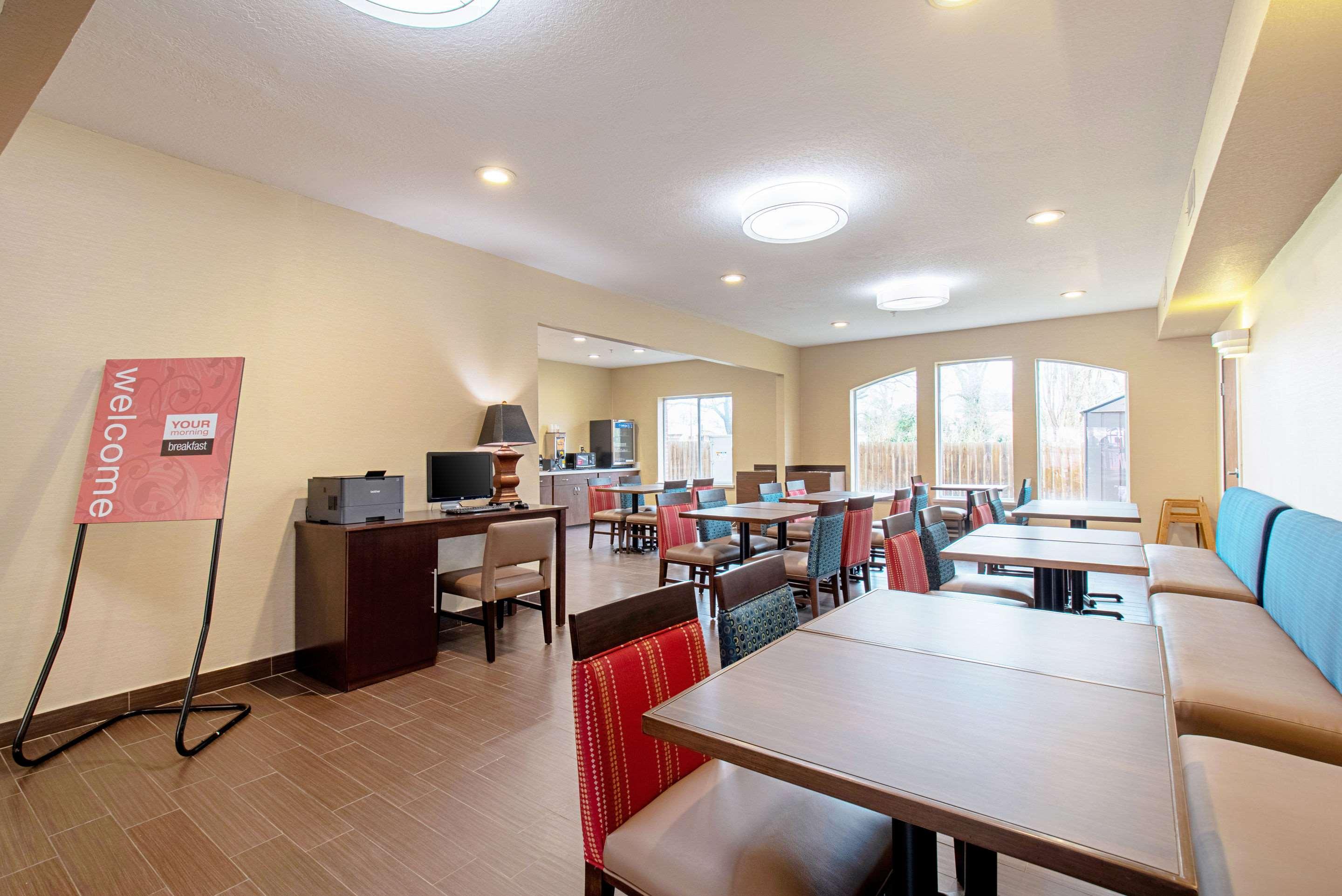 Comfort Inn & Suites And Suites Fredericksburg Eksteriør billede