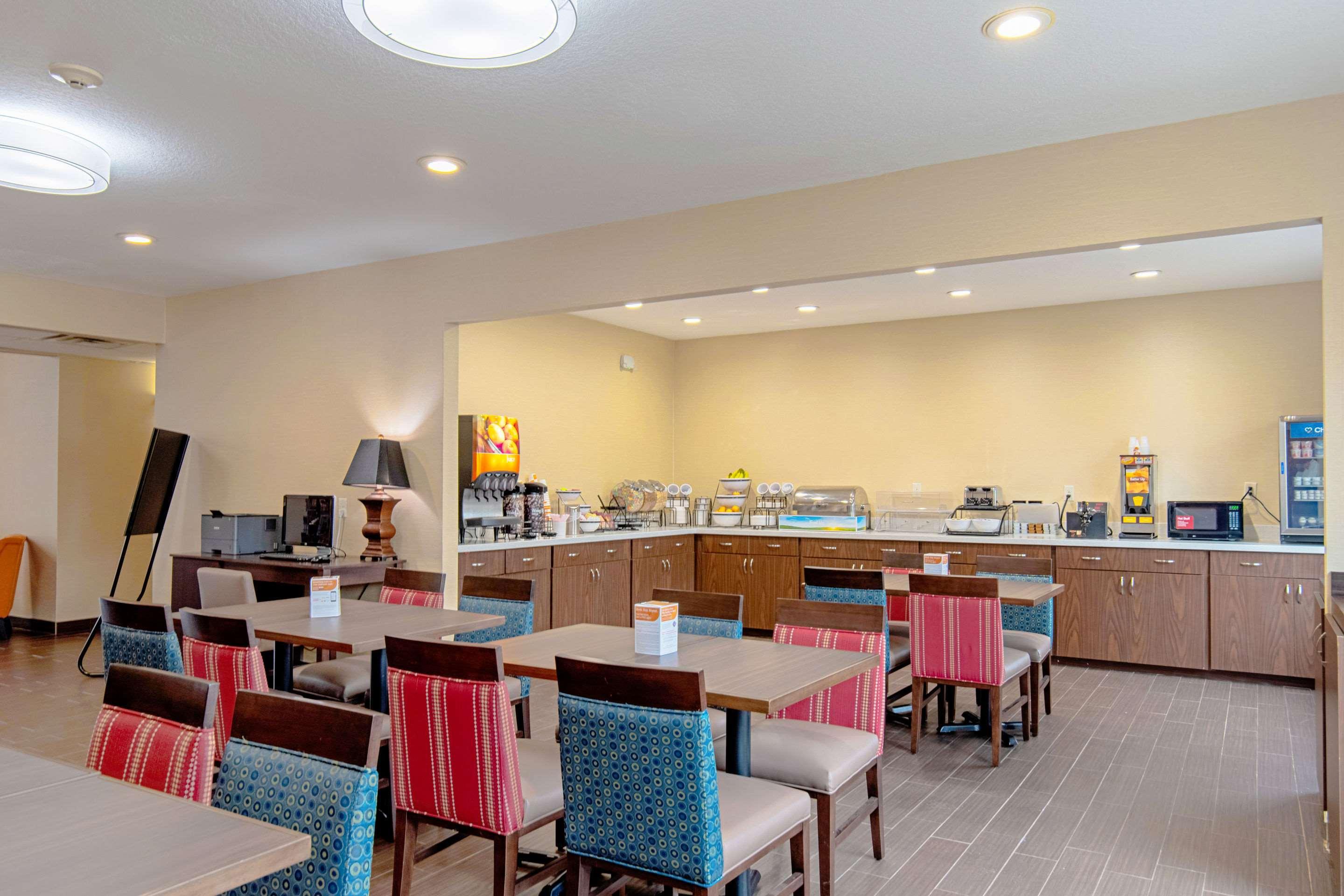 Comfort Inn & Suites And Suites Fredericksburg Eksteriør billede