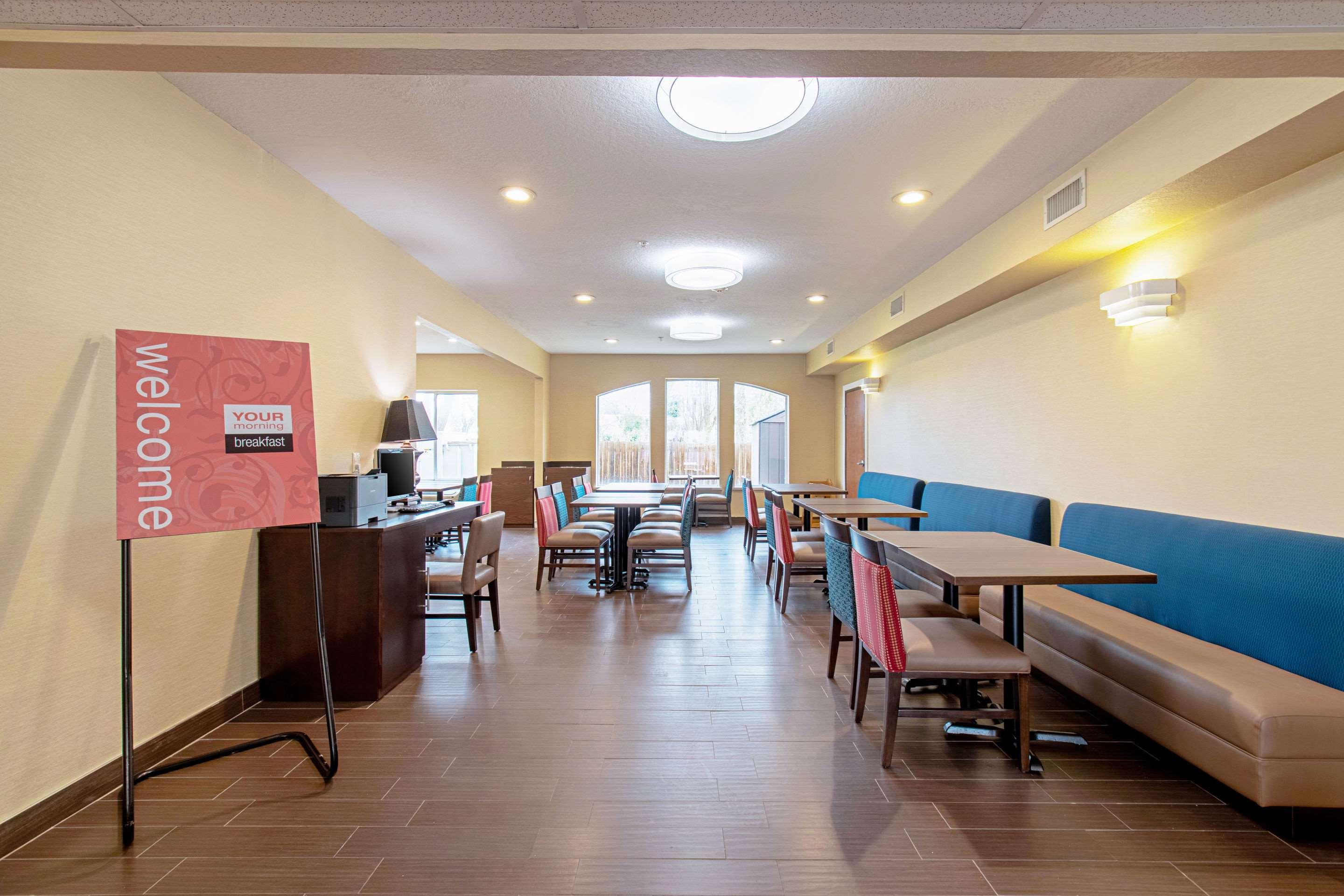 Comfort Inn & Suites And Suites Fredericksburg Eksteriør billede