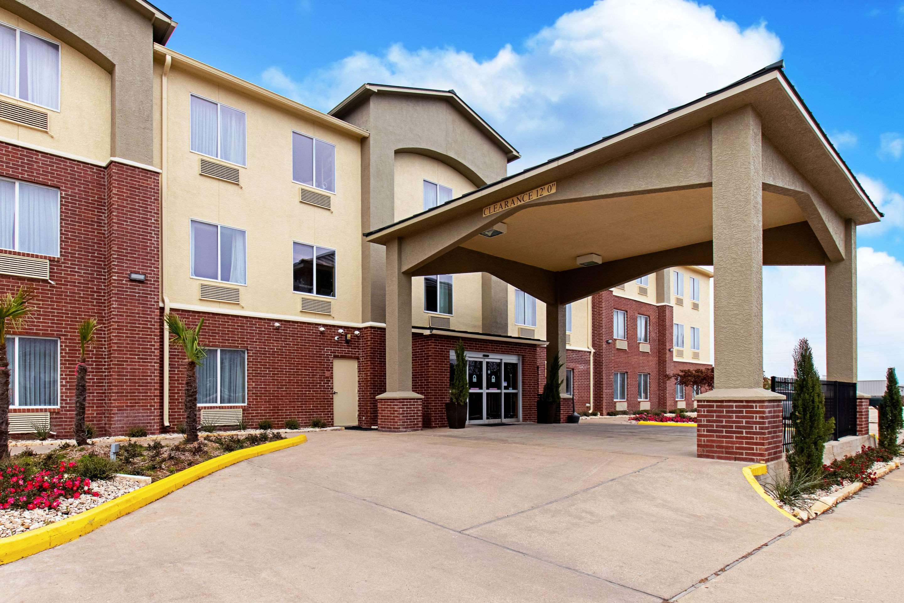 Comfort Inn & Suites And Suites Fredericksburg Eksteriør billede